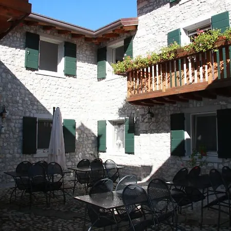 Borgo Titol ファームステイ Tramonti di Sopra