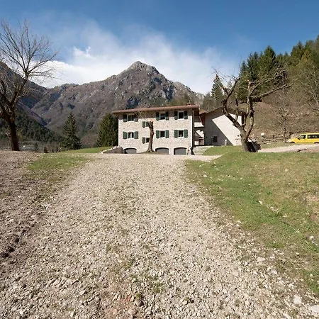 ファームステイ Borgo Titol Tramonti di Sopra